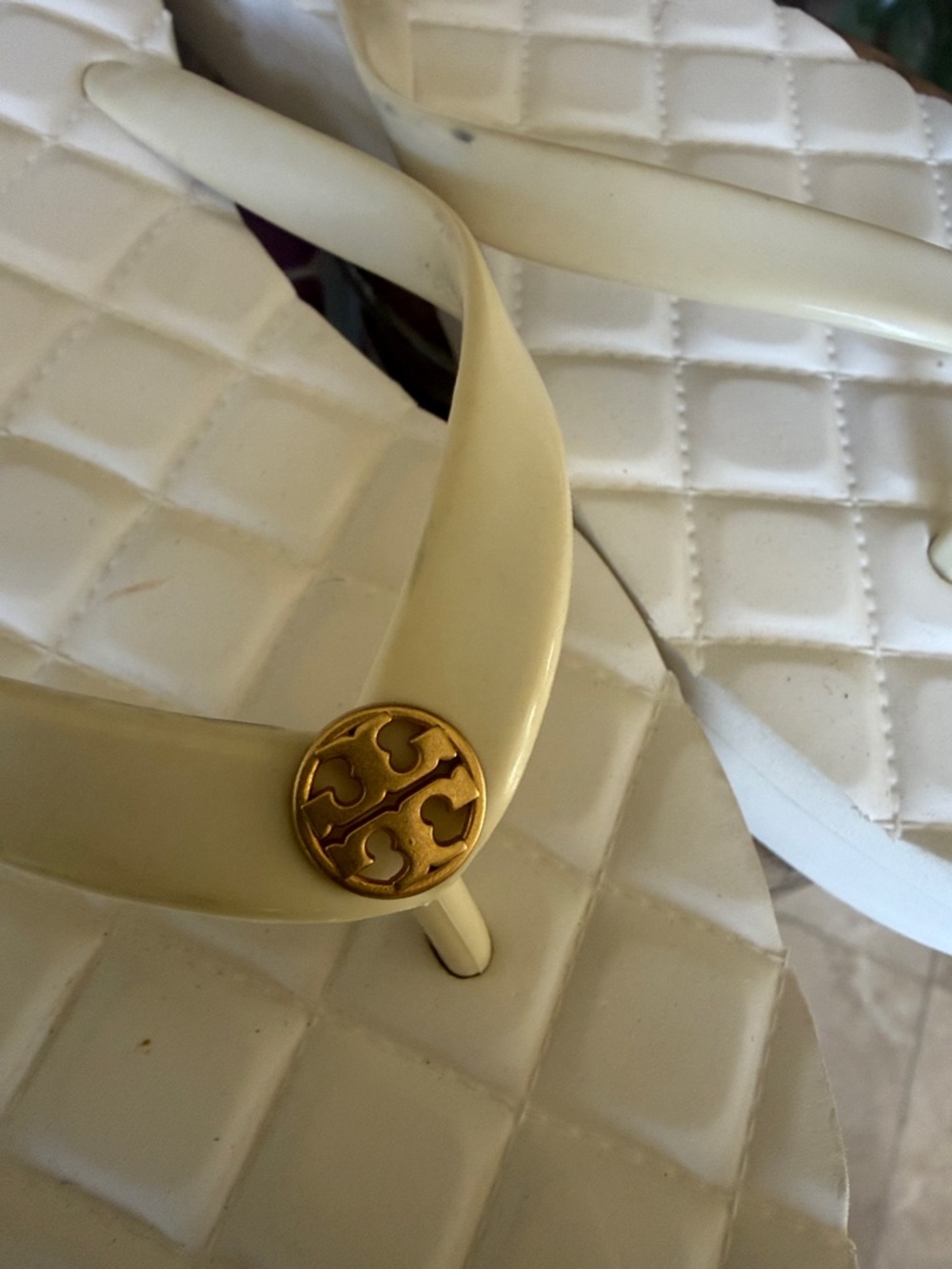 TORY BURCH ladies, white platform sandals excellent condition size 9. - Picture 11 of 12